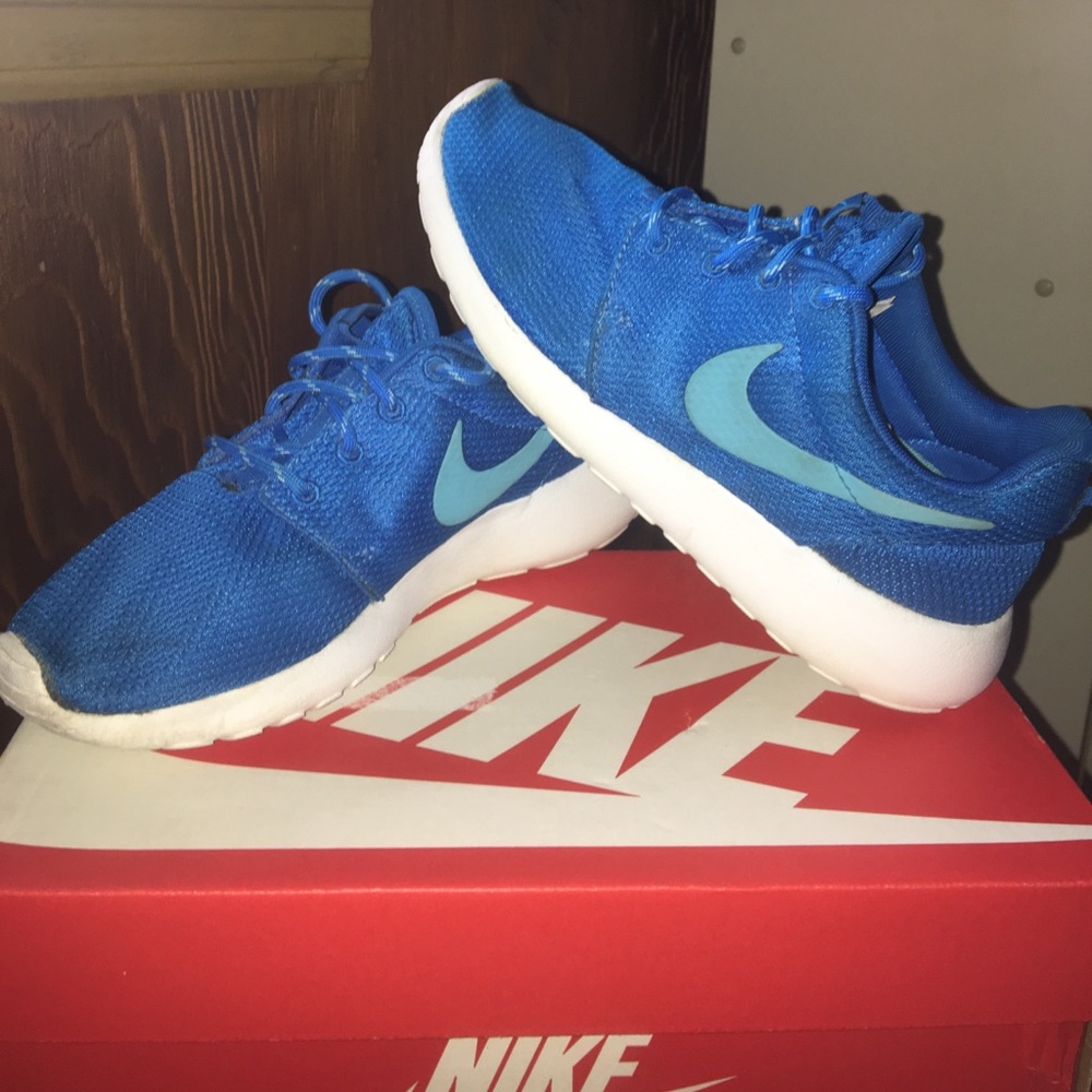 Women's NIKE Rosherun